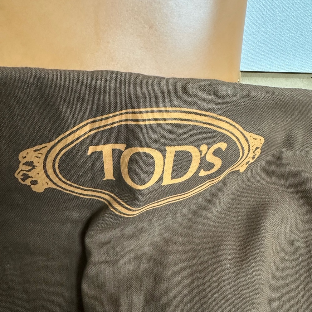 Tod's Cognac Leather Tote with Top Handles - Picture 10 of 11